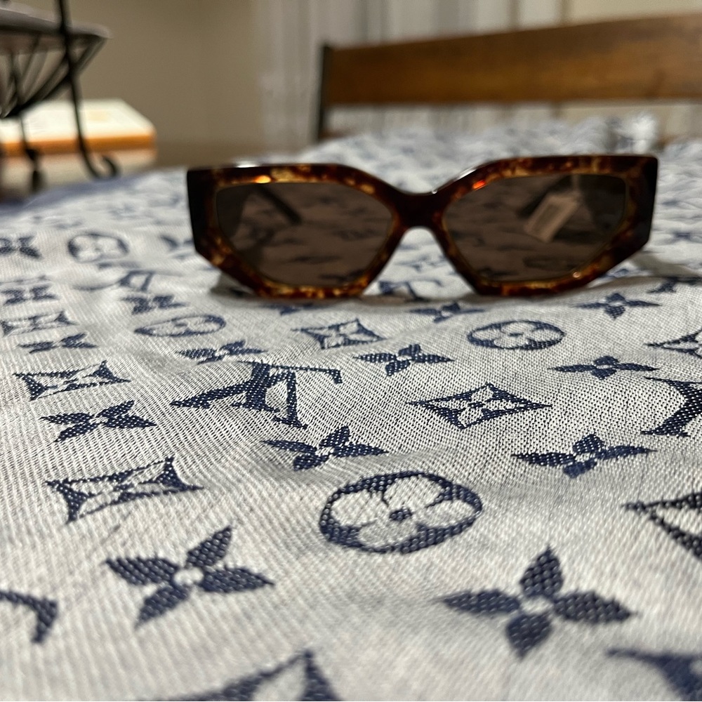 New Tory Burch sunglasses